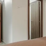 דירה Komis Yard House, Luxury Apartment, זקינטוס טאון