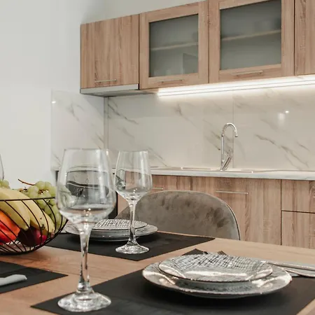 Komis Yard House, Luxury Apartment, Апартаменты Закинтос